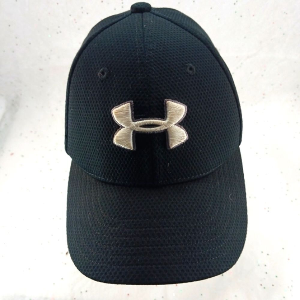 UnderArmour Embroidered Logo Stretch Cap/Hat Youth Size S/M Black Fitted........